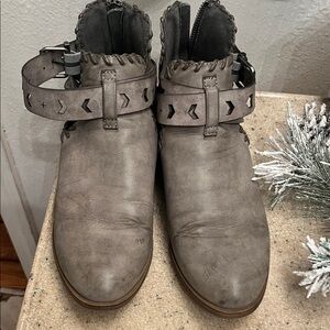 Rampage Gray Ankle Booties with Buckle Detail